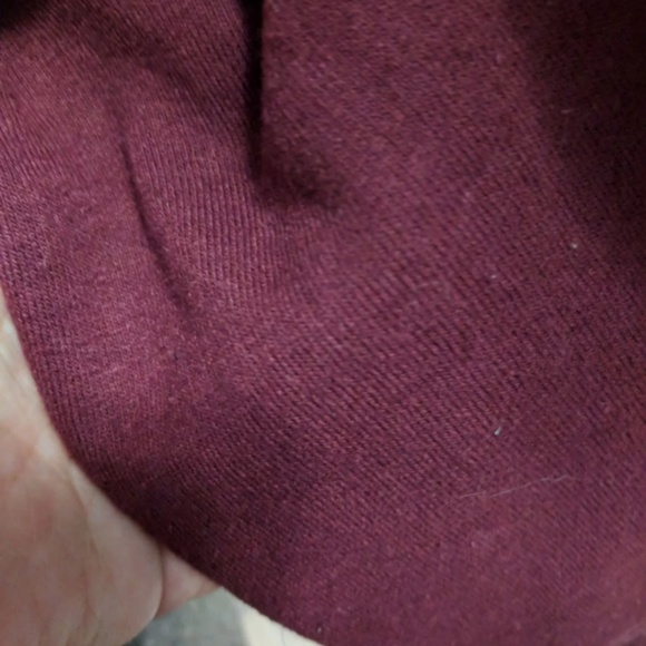 Sold Harry potter burgundy sweater - Picture 4 of 4